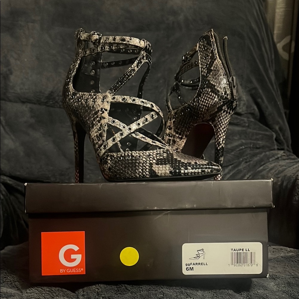 Black and Gray High Heeled Sandals with Snakeskin Pattern